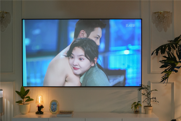 ？要真正高亮艳丽 唯有入手ALPD激光pg试玩激光投影仪和LED投影仪哪个好(图5)