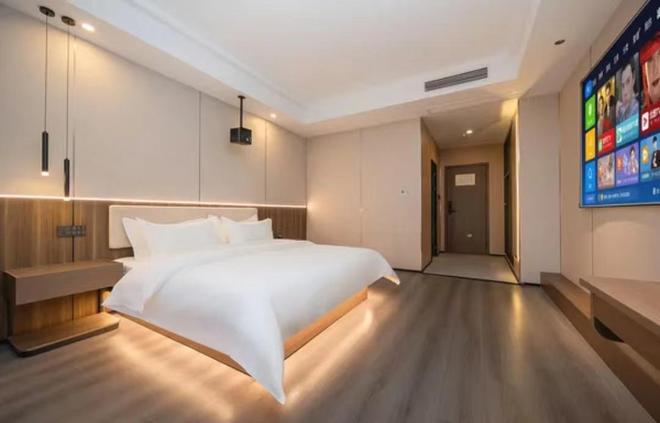 选择指南:打造高品质影音房体验pg模拟器酒店专业投影仪系统(图4) 选择指南:打造高品质影音房体验pg模拟器酒店专业投影仪系统(图4)